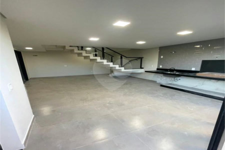 Casa à venda com 3 quartos, sendo 1 suíte, no condomínio Vila Paraty, Indaiatuba - SP