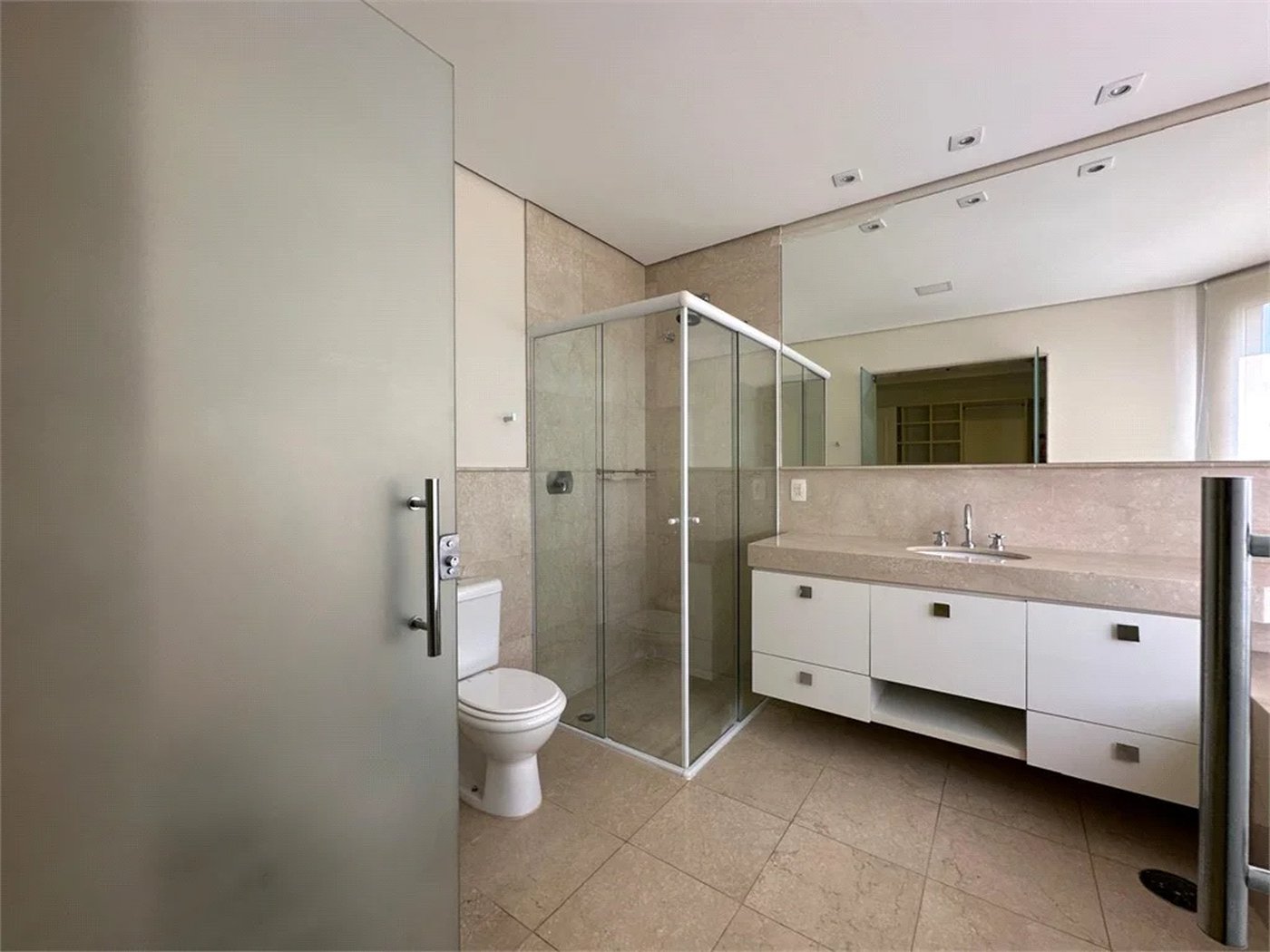 Apartamento para alugar com 4 suítes em Jardim Fonte do Morumbi, São Paulo, SP