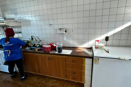 Casa à venda com 3 quartos, sendo 1 suíte,  em Vila Nova, Três Lagoas, MS