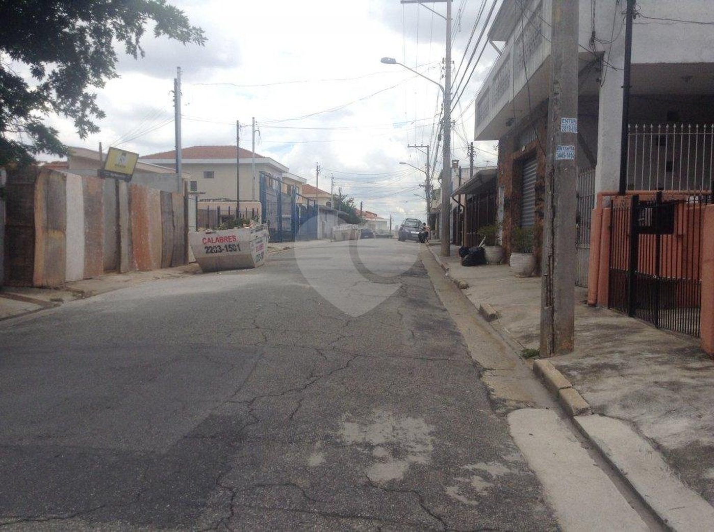Casa à venda com 3 quartos, sendo 1 suíte, em Vila Romero, São Paulo, SP