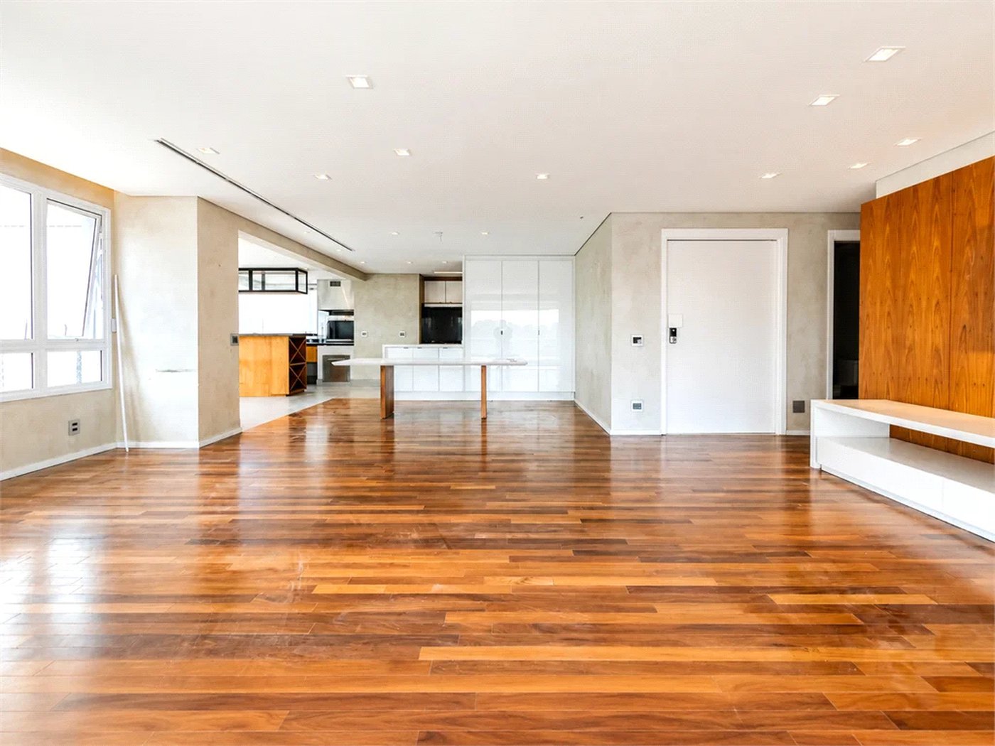 Apartamento à venda com 4 suítes em Cidade Monções, São Paulo, SP