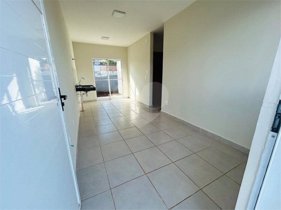 Casa à venda com 2 quartos, sendo 1 suíte, no condomínio Palacio de Turim, Ribeirão Preto - SP