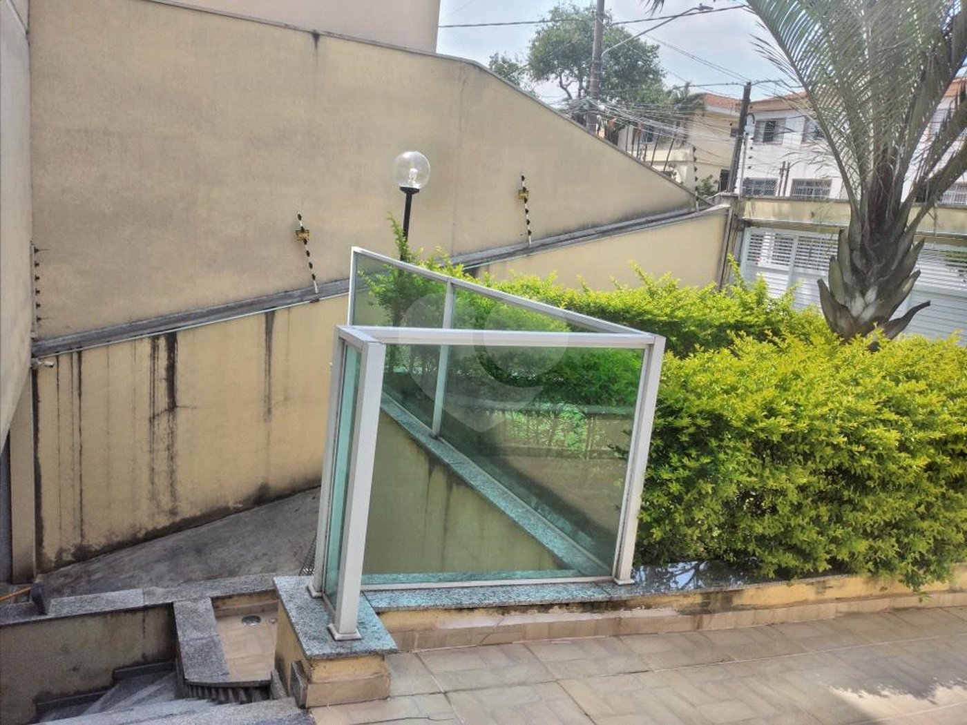 Casa à venda com 4 quartos, sendo 2 suítes, no condomínio Miro Carvalho - Pitinga, São Paulo - SP