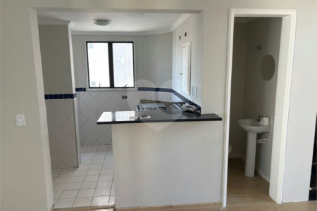 Apartamento à venda ou para alugar com 1 suíte em Vila Suzana, São Paulo, SP