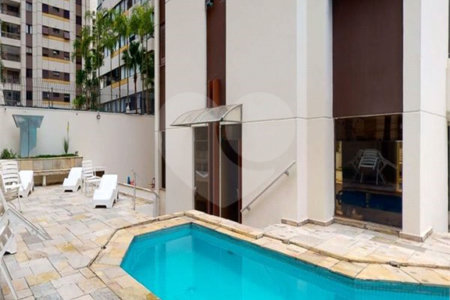 Apartamento à venda com 2 quartos, sendo 1 suíte, em Moema, São Paulo, SP