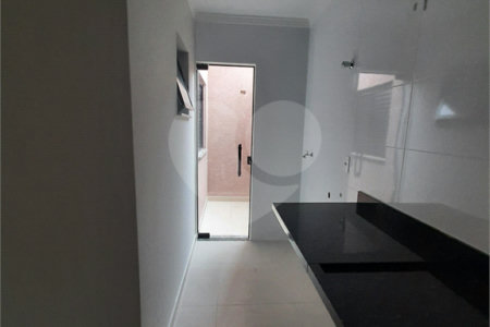 Apartamento à venda com 2 quartos em Vila Nivi, São Paulo, SP