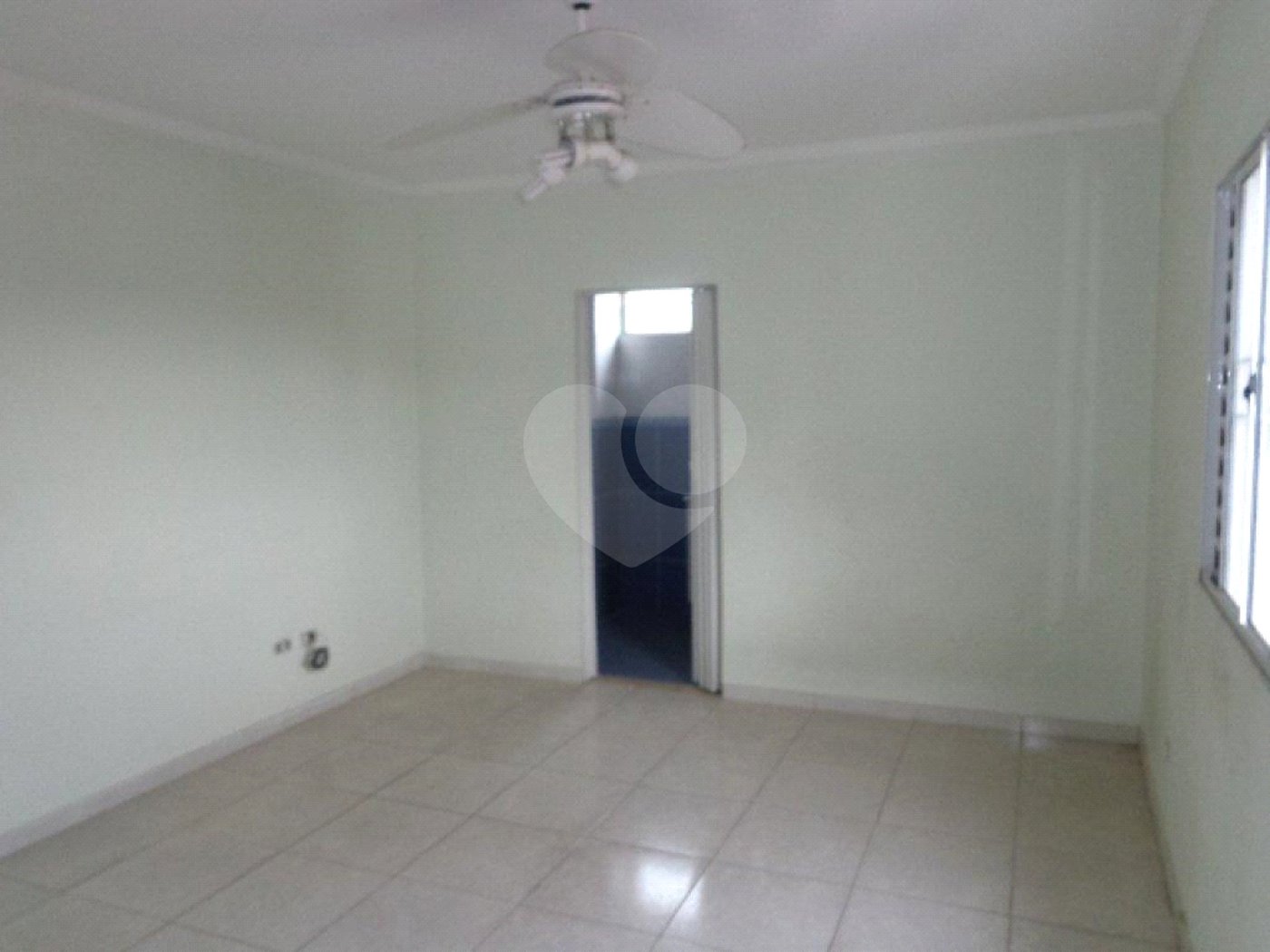 Casa à venda com 3 suítes no condomínio Dracena, São Paulo - SP