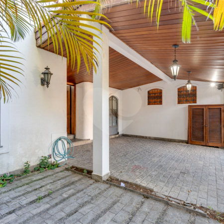 Sobrado à venda com 4 quartos, sendo 2 suítes, em Brooklin, São Paulo, SP