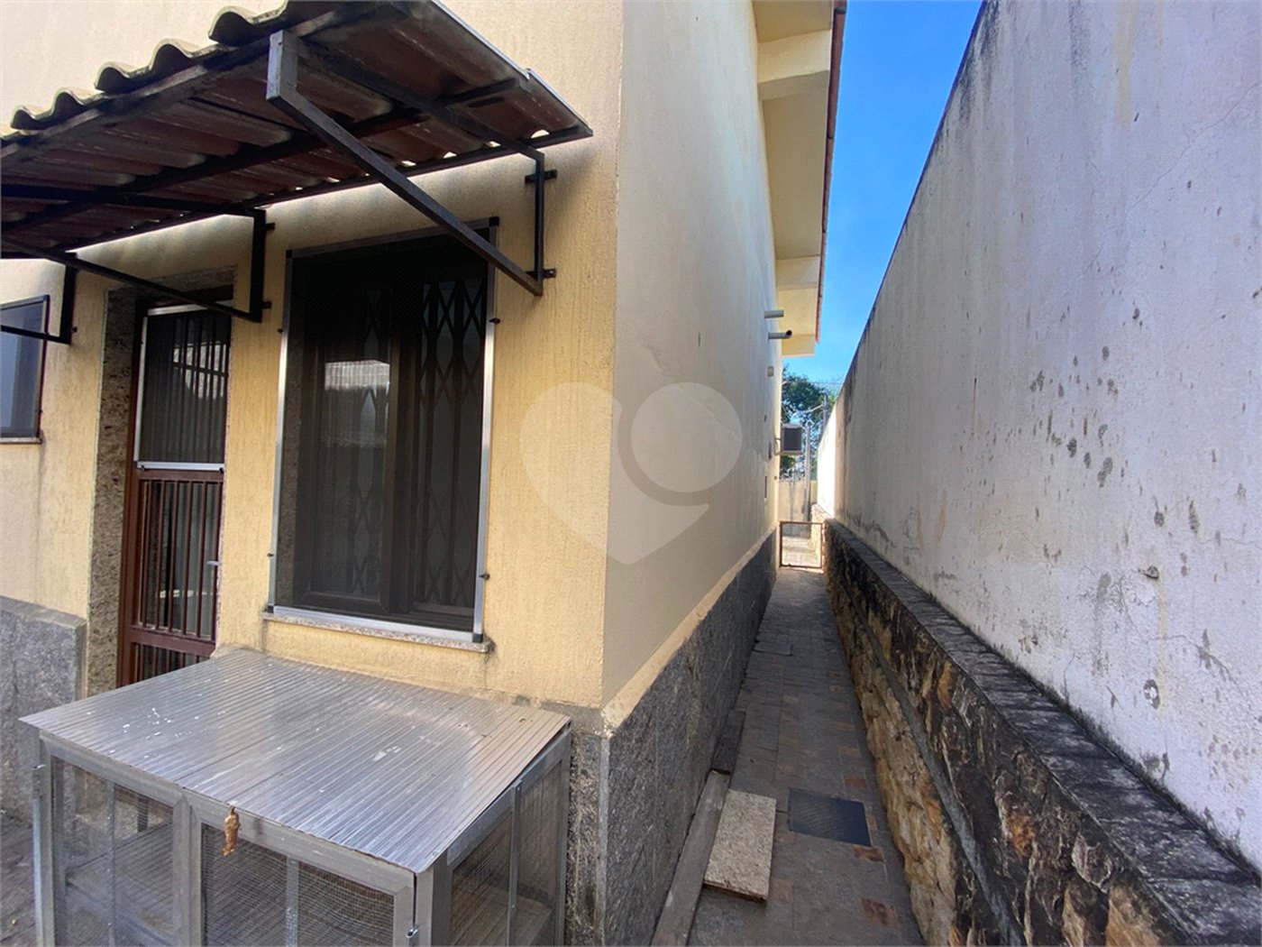 Casa à venda com 2 quartos, sendo 1 suíte, em Campo Grande, Rio de Janeiro, RJ