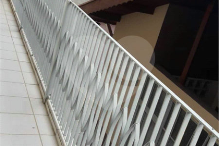 Casa à venda com 4 quartos, sendo 1 suíte, em Vila Santa Terezinha, Várzea Paulista, SP