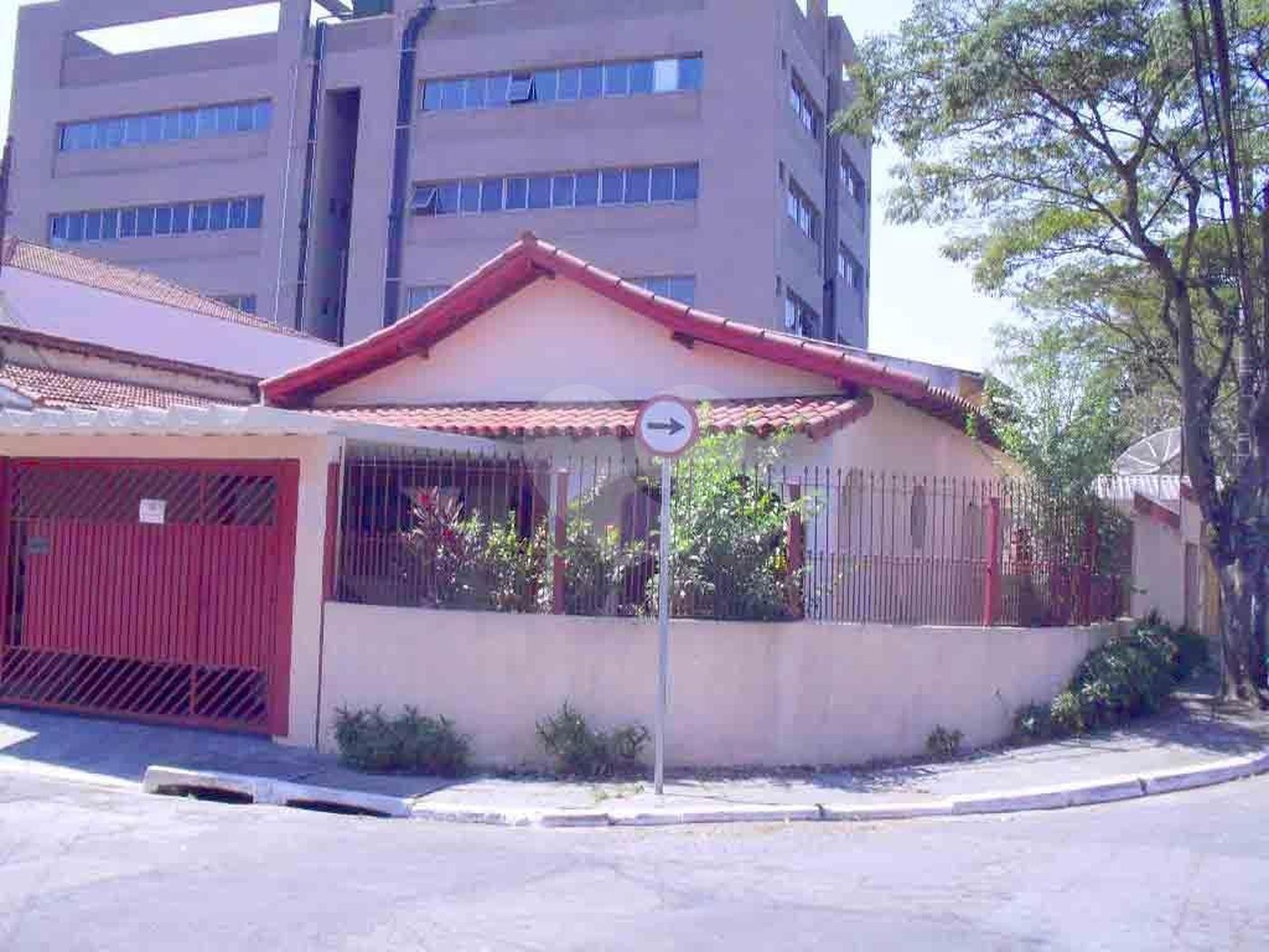 Casa Térrea à venda com 3 quartos, sendo 1 suíte, em Santo Amaro, São Paulo, SP