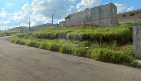 Terreno à venda no Centro, Nazaré Paulista, SP