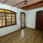 Casa à venda com 5 suítes em Capela do Socorro, São Paulo, SP