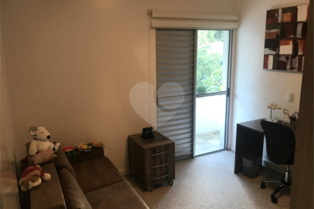 Sobrado à venda com 3 quartos, sendo 1 suíte, em Jardim Petrópolis, São Paulo, SP