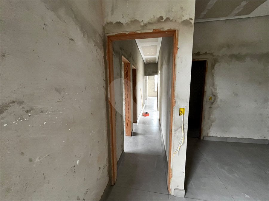Casa à venda com 3 quartos, sendo 1 suíte, no condomínio Residencial Tivolli, Itapetininga - SP