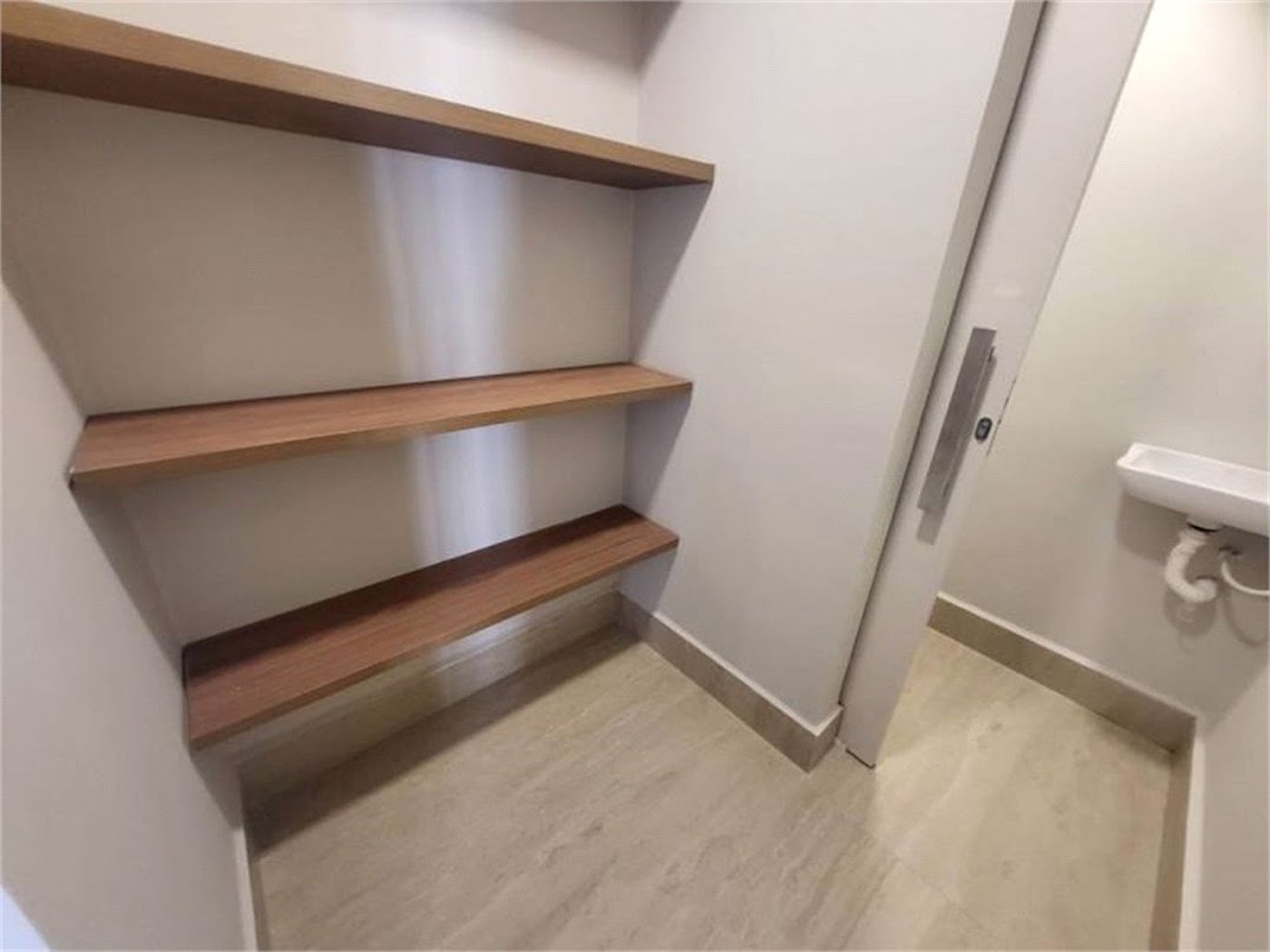 Apartamento Residencial à venda, Gonzaga, Santos - AP0849.