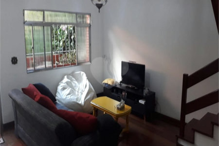 Sobrado à venda com 2 quartos em Vila dos Remédios, São Paulo, SP