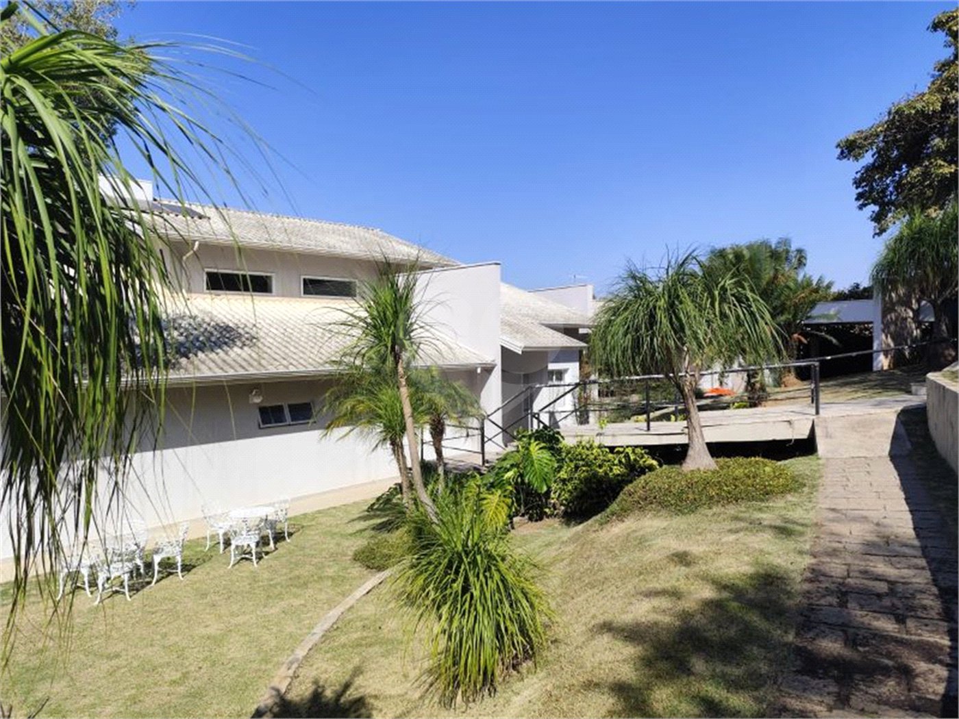 Casa à venda com 4 suítes em Marambaia, Vinhedo, SP