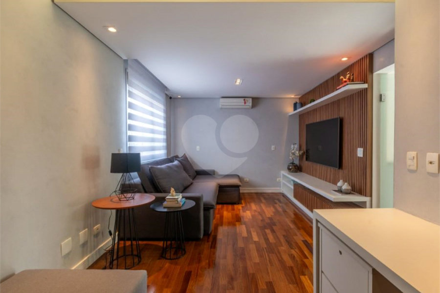 Casa à venda com 4 quartos, sendo 2 suítes, no condomínio Melbourne Residence, São Paulo - SP