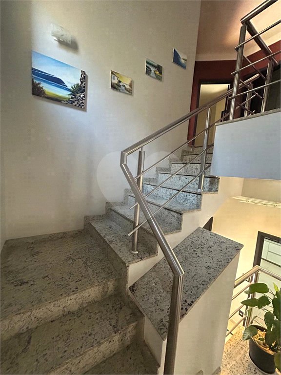 Casa à venda com 4 quartos, sendo 3 suítes,  no condomínio Mosaico da Serra, Mogi das Cruzes - SP