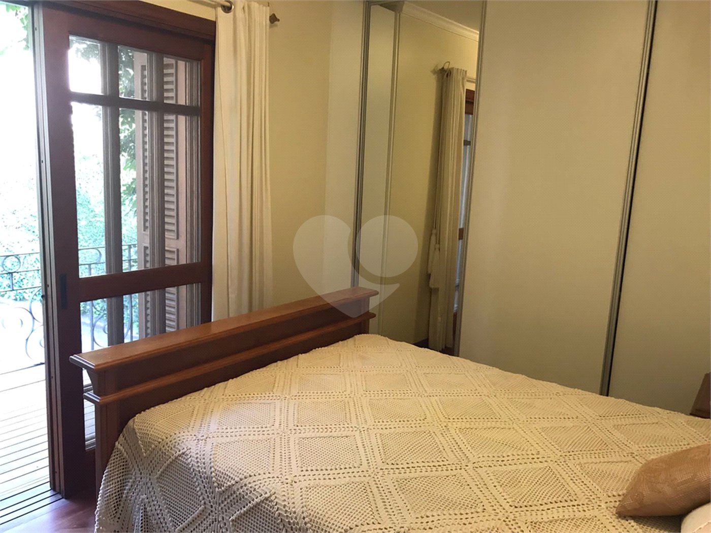 Casa à venda com 3 suítes no condomínio Parque Imperial da Cantareira, Mairiporã - SP