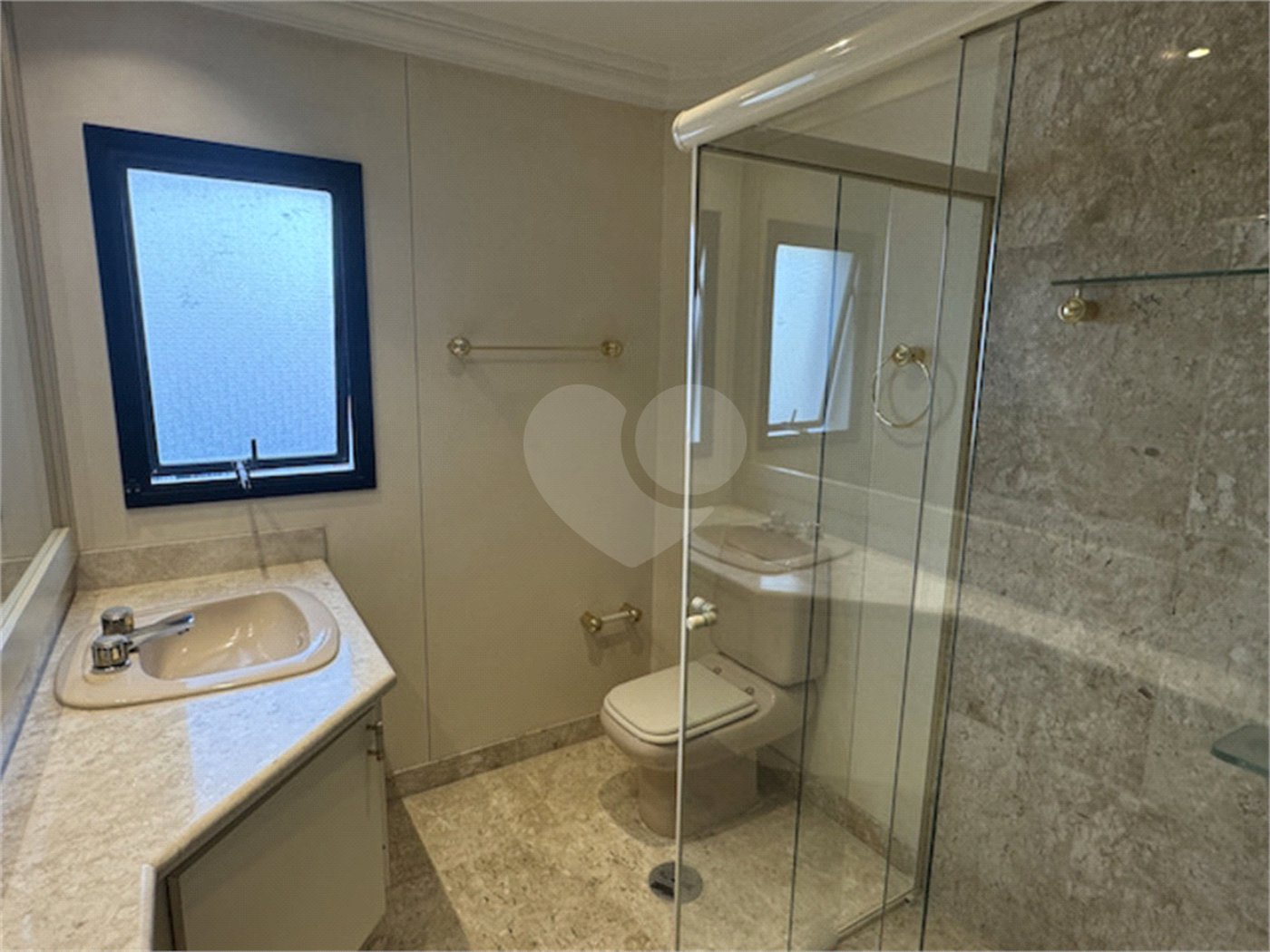 Cobertura à venda ou para alugar com 5 quartos, sendo 4 suítes, em Santo Amaro, São Paulo, SP