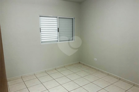 Casa à venda com 2 quartos em Taboão, São Roque, SP