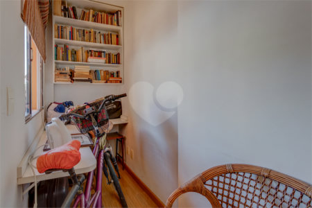 Apartamento à venda com 2 quartos em Chácara Santo Antônio, São Paulo, SP