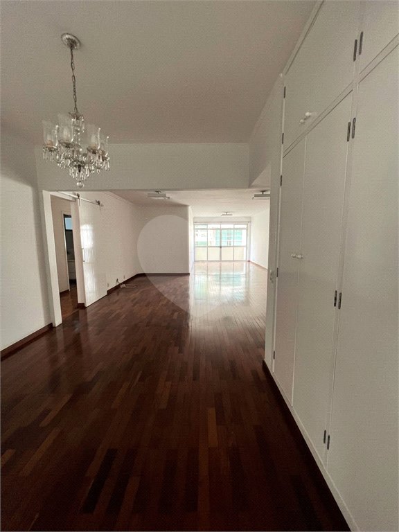 Apartamento à venda com 3 quartos, sendo 1 suíte, em Perdizes, São Paulo, SP