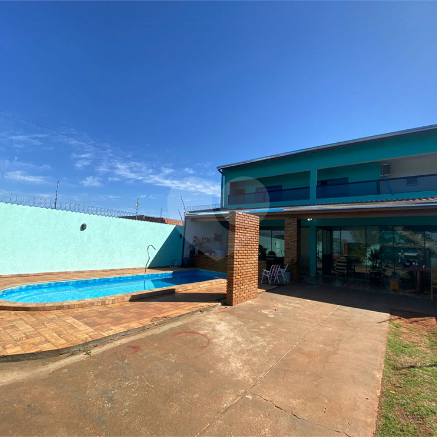 Sobrado à venda com 2 quartos, sendo 1 suíte, em Nova Tres Lagoas, Três Lagoas, MS