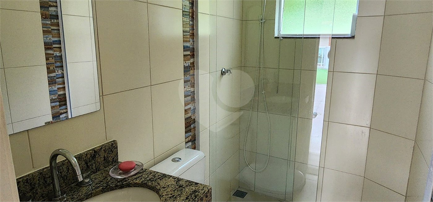 Casa à venda com 4 quartos, sendo 2 suítes, no condomínio Marinas, Bom Jesus dos Perdões - SP