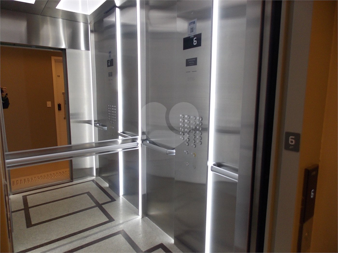 Apartamento à venda com 2 quartos, sendo 1 suíte, em Alvinópolis, Atibaia, SP