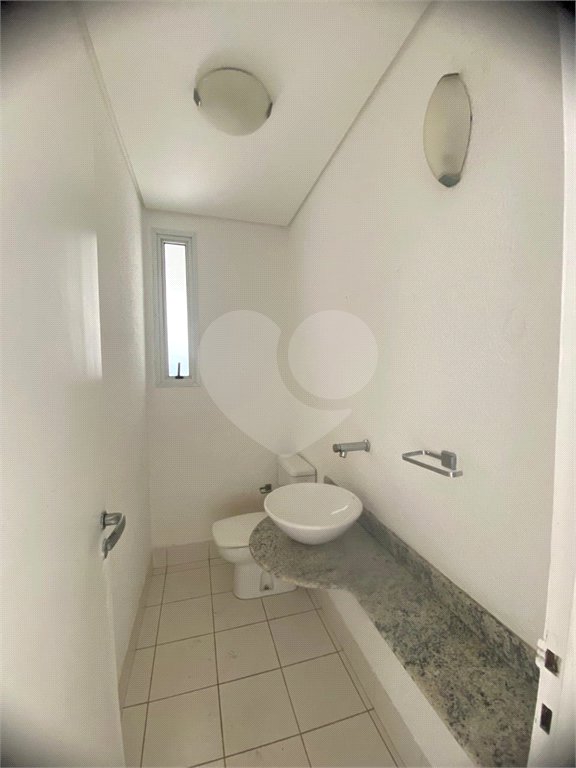 Casa para alugar com 3 suítes no condomínio Angelo Vial, Sorocaba - SP