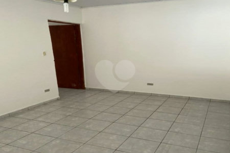 Casa à venda com 2 quartos em Rio Pequeno, São Paulo, SP