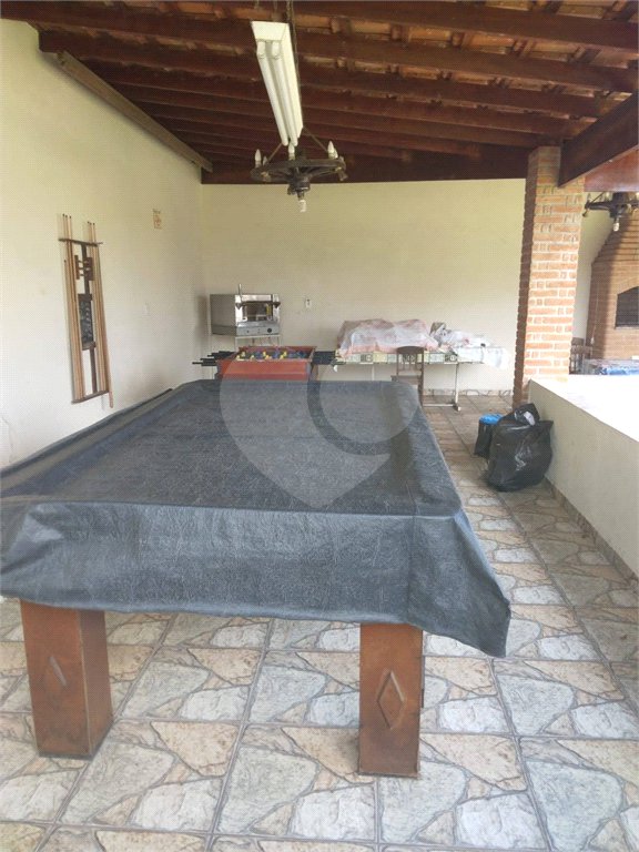 Casa à venda com 4 quartos, sendo 3 suítes,  em Vila Áurea, Poá, SP