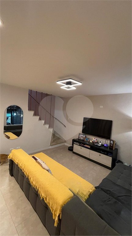 Sobrado à venda com 2 quartos em Vila Uberabinha, São Paulo, SP
