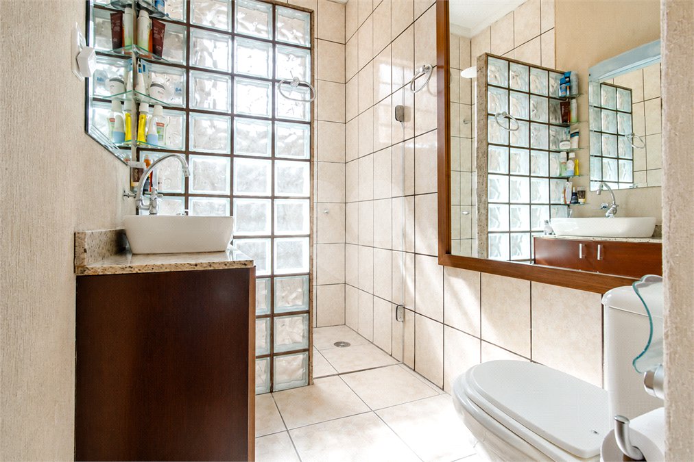 Casa de Vila à venda com 4 quartos, sendo 2 suítes, em Chácara Santo Antônio (zona Sul), São Paulo, SP