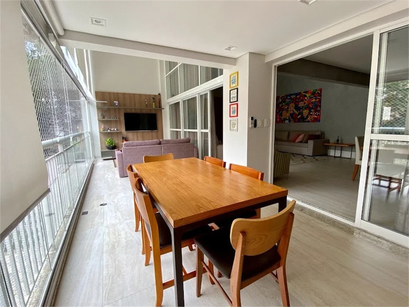 Apartamento à venda com 3 suítes em Vila Suzana, São Paulo, SP