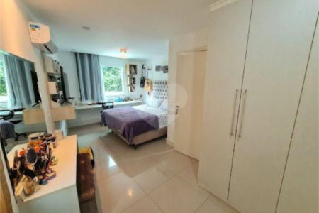 Casa para alugar com 5 suítes no condomínio Recanto das Garças V, Cotia - SP