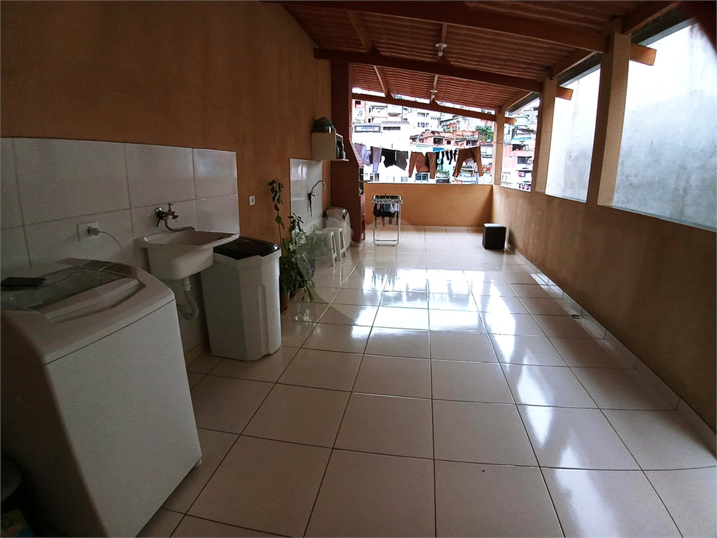 Sobrado à venda com 3 quartos no Brasilândia, São Paulo, SP