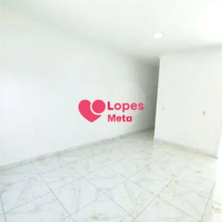 Casa à venda com 2 quartos, sendo 1 suíte, em Residencial Estoril, Taubaté, SP