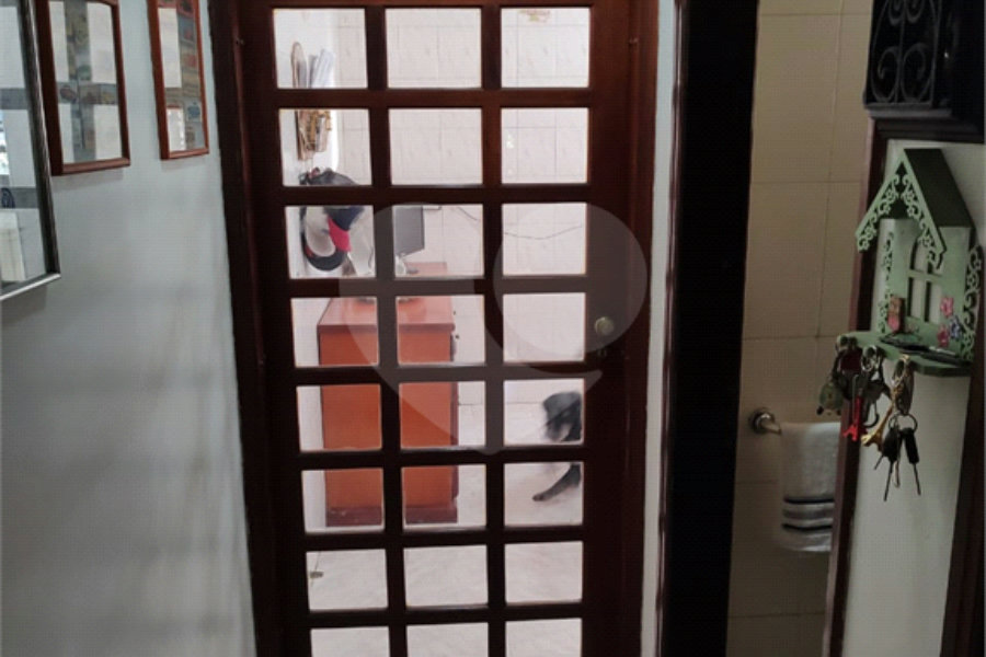 Sobrado à venda com 3 quartos, sendo 1 suíte, em Horto, São Paulo, SP