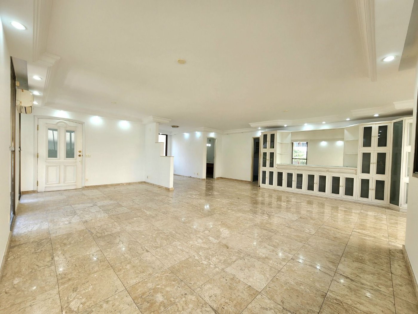 Apartamento com 3 dormitórios, 175 m² - venda por R$ 2.190.000,00 ou aluguel por R$ 9.900,00/mês - Gonzaga - Santos/SP