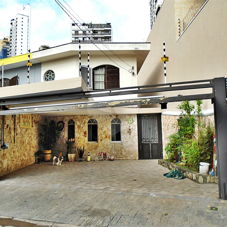 Casa à venda com 3 quartos, sendo 1 suíte, no condomínio Praça Doutor José Augusto César,8, São Paulo - SP