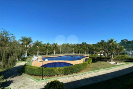 Casa à venda com 4 quartos, sendo 2 suítes, no condomínio Terras de Santa Adélia, Vargem Grande Paulista - SP