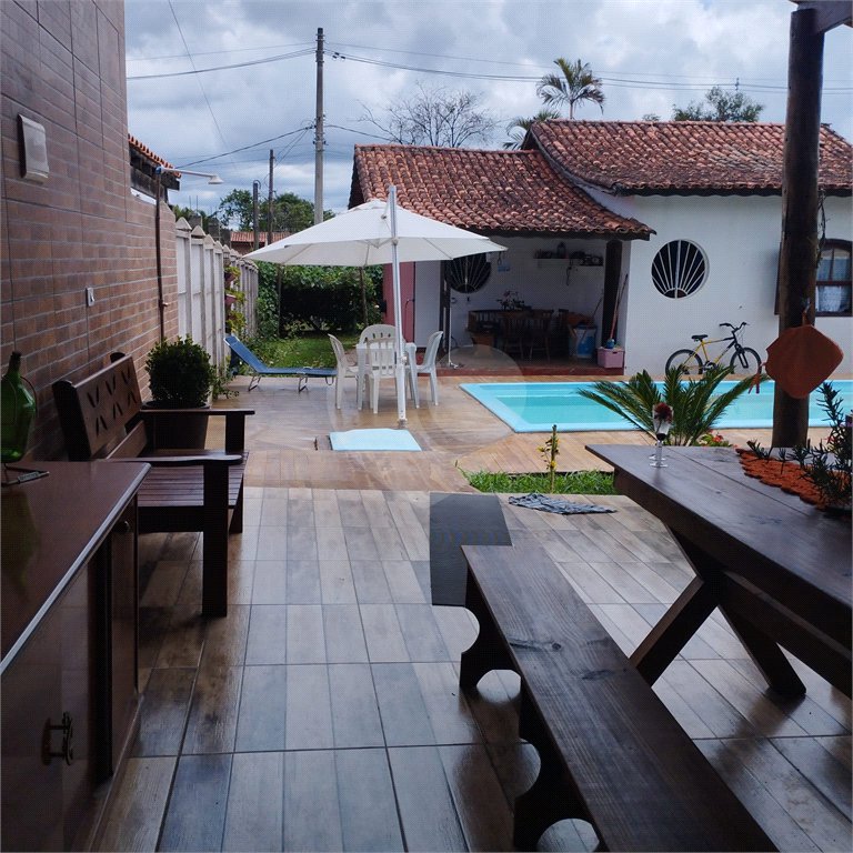 Chácara à venda com 3 quartos, sendo 1 suíte,  no Centro, Araçoiaba da Serra, SP