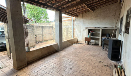 Casa à venda com 2 quartos em Parque Residencial Vale do Sol, Araraquara, SP