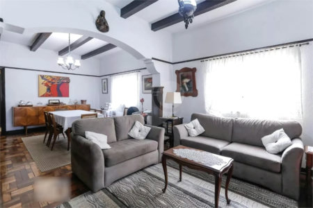 Casa à venda com 4 quartos, sendo 1 suíte,  em Lapa, São Paulo, SP