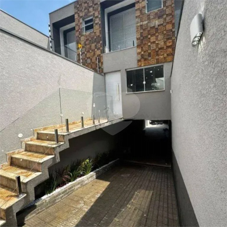 Sobrado à venda com 2 suítes em Piqueri, São Paulo, SP