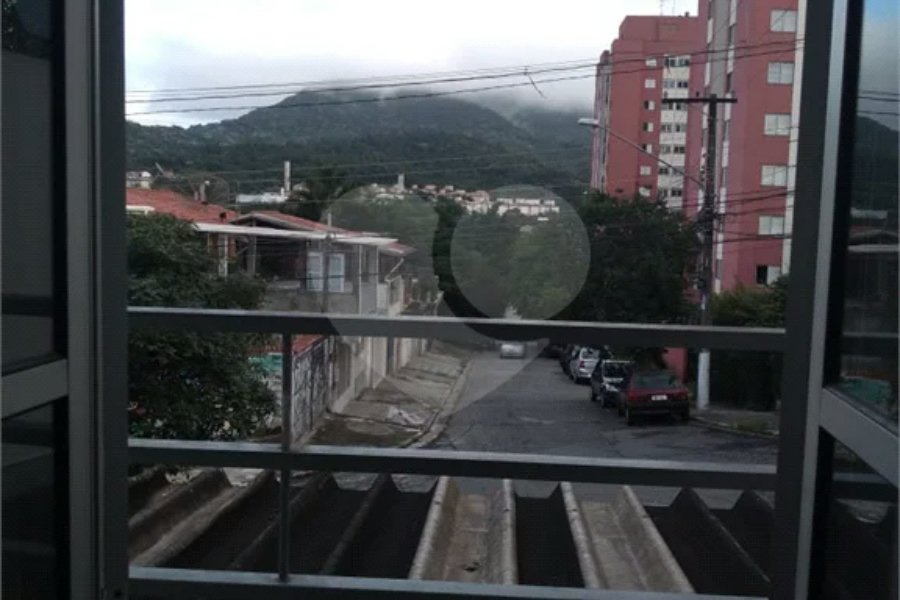 Sobrado à venda com 2 quartos em Conjunto Residencial Vista Verde, São Paulo, SP